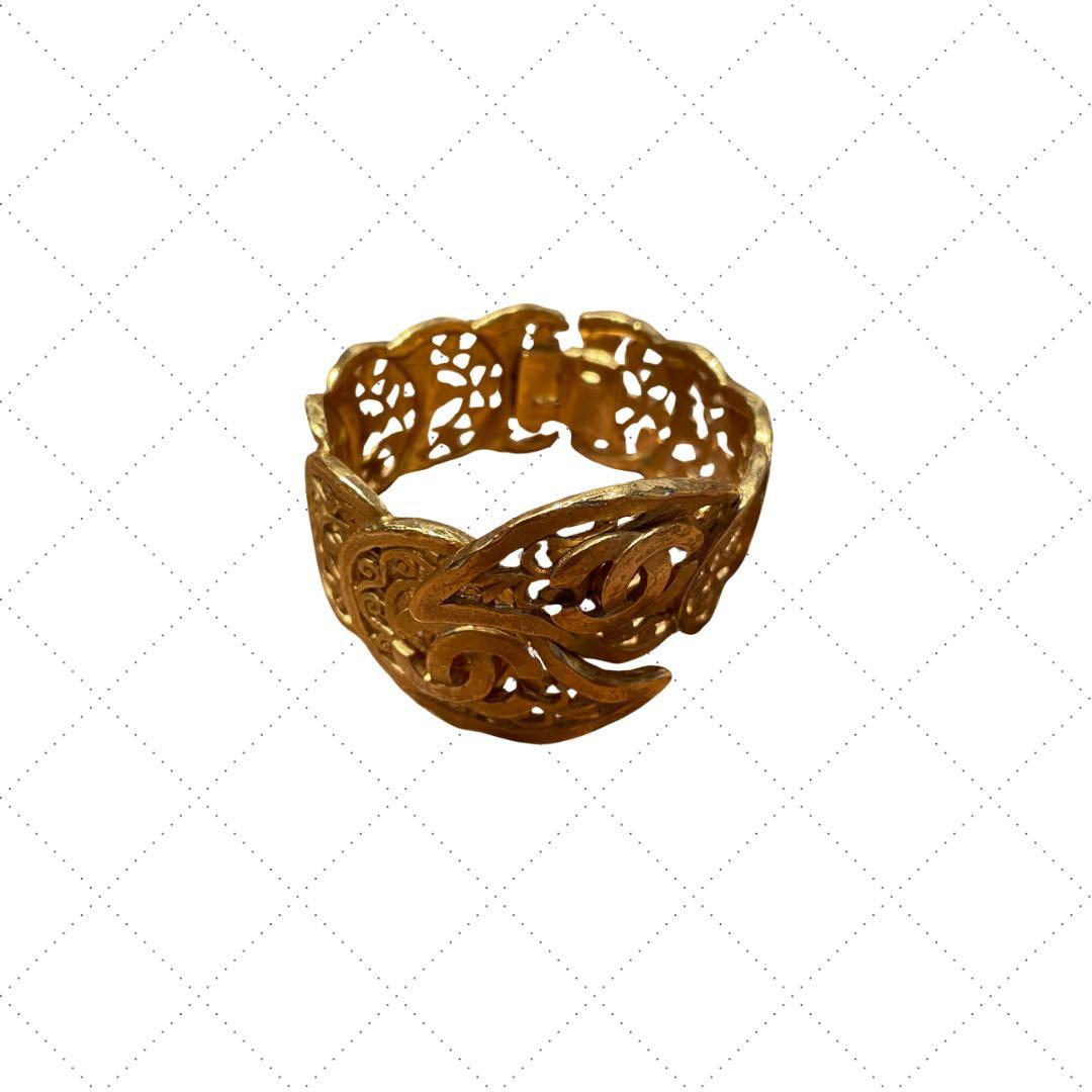 シャネル　ヴィンテージ　バングル