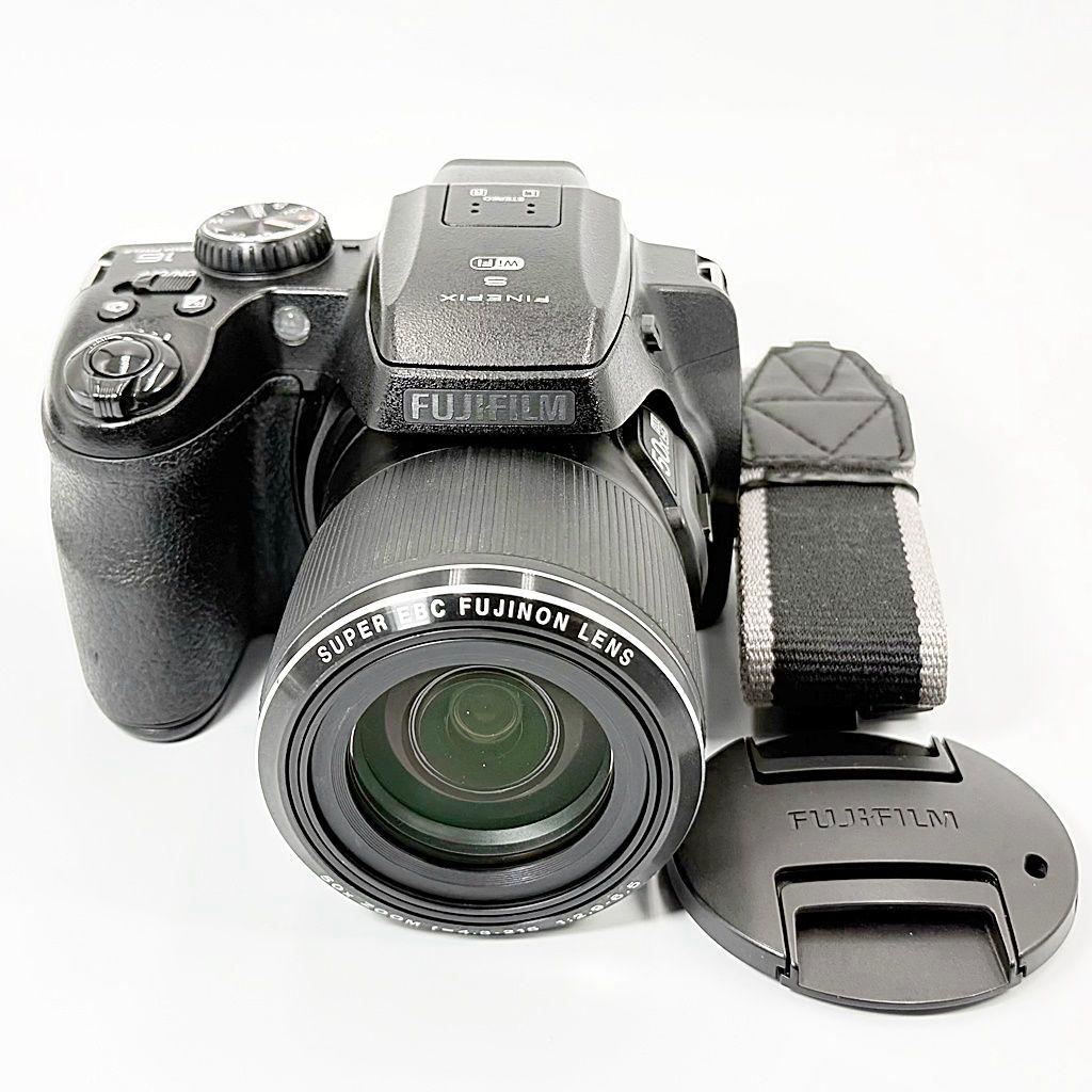フジフイルム FinePix S9900W ブラック コンデジ カメラ 中古