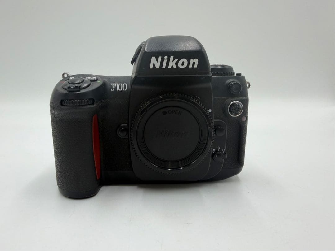 Nikon F100 一眼レフ フィルムカメラ ニコン ボディ