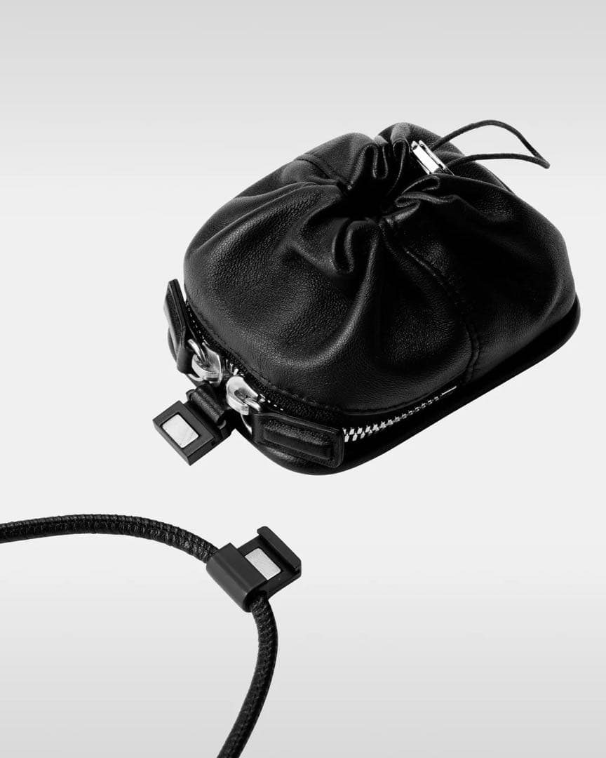 【SUNさま専用】objcts.io ストラップ付きレザーパース黒(ケース別売)