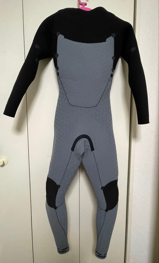 Hurley セミドライLサイズ新品