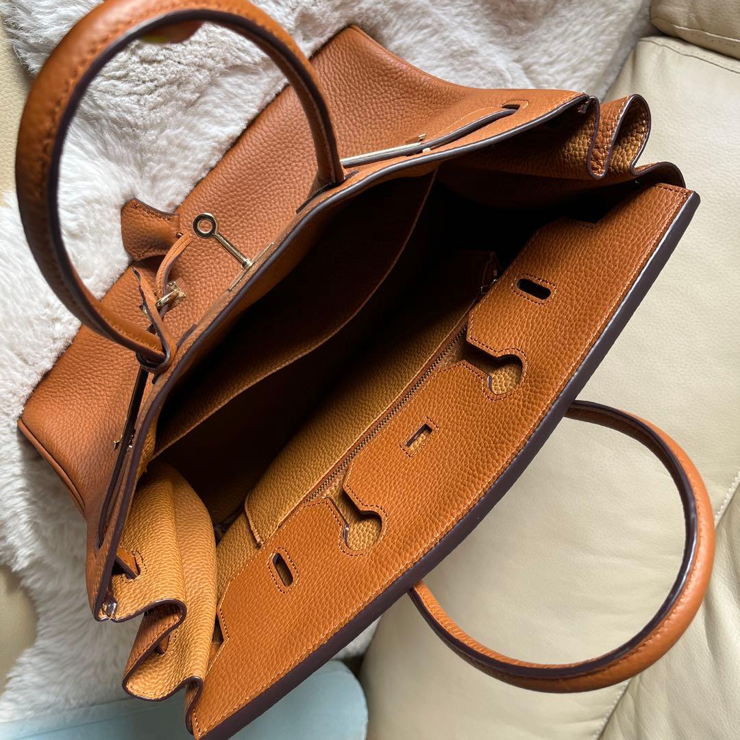 ハンドバッグ　キャメル