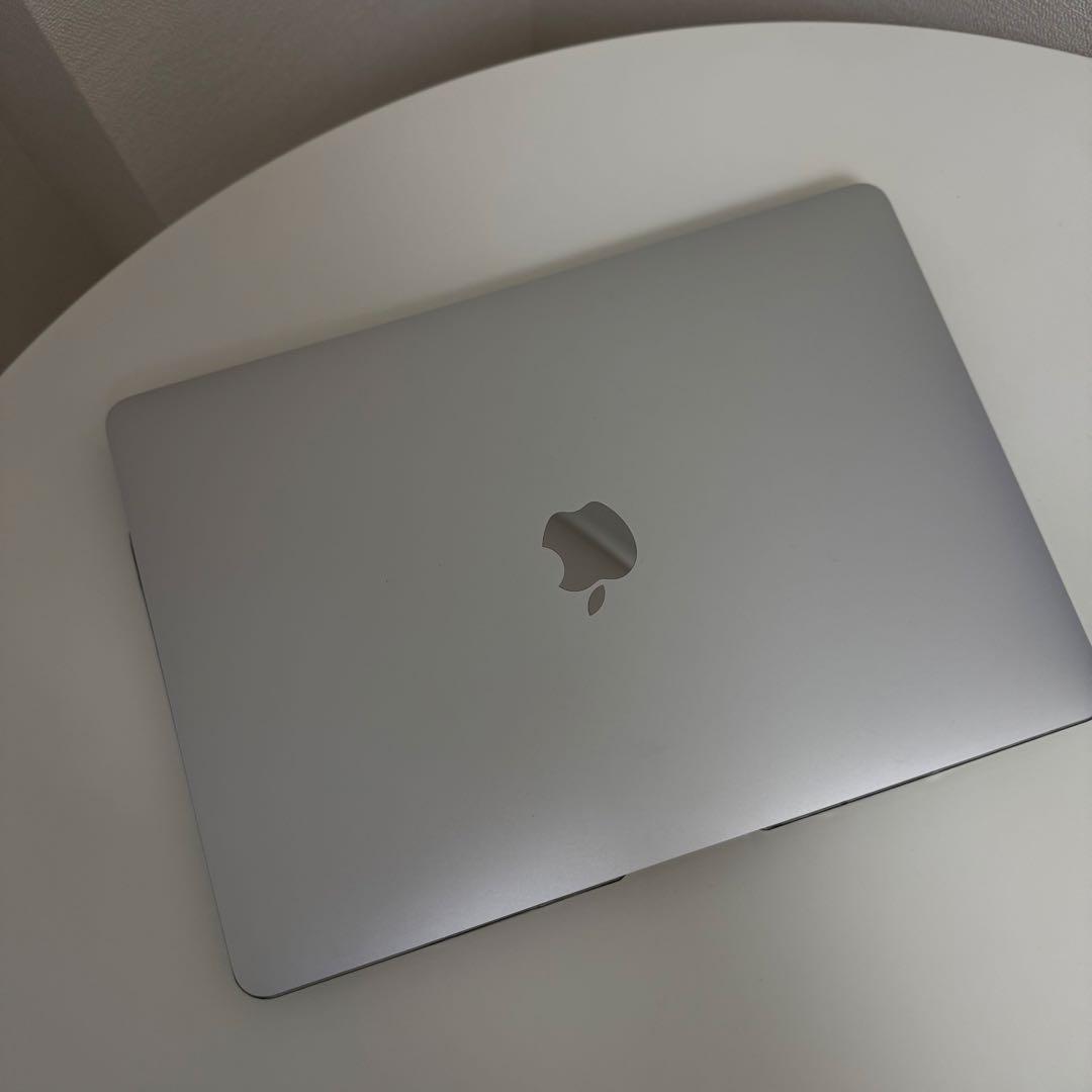 MacBook Air M1, 2020 8GB/256GB USキーボード