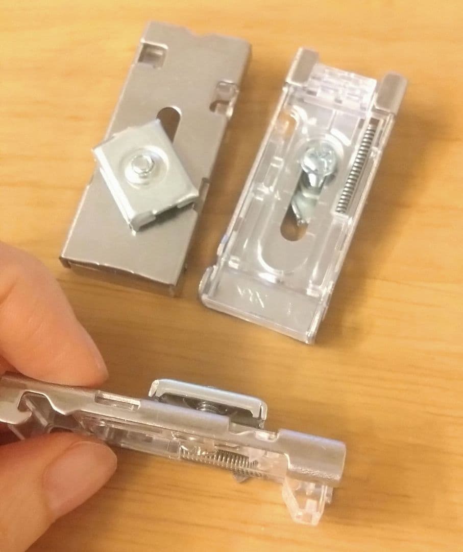 カーテンレール取付け　日本製 タチカワ 立川 ロールスクリーン ホワイト 白