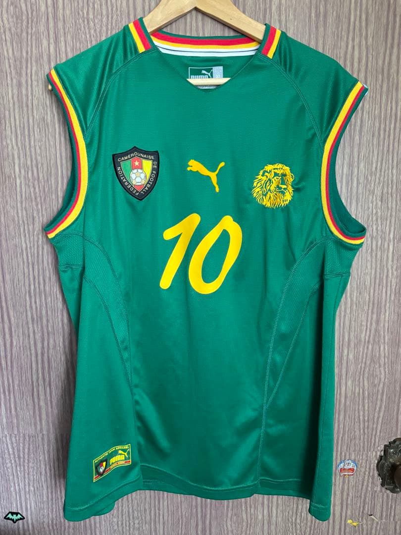 カメルーン代表ユニフォーム　エムボマ