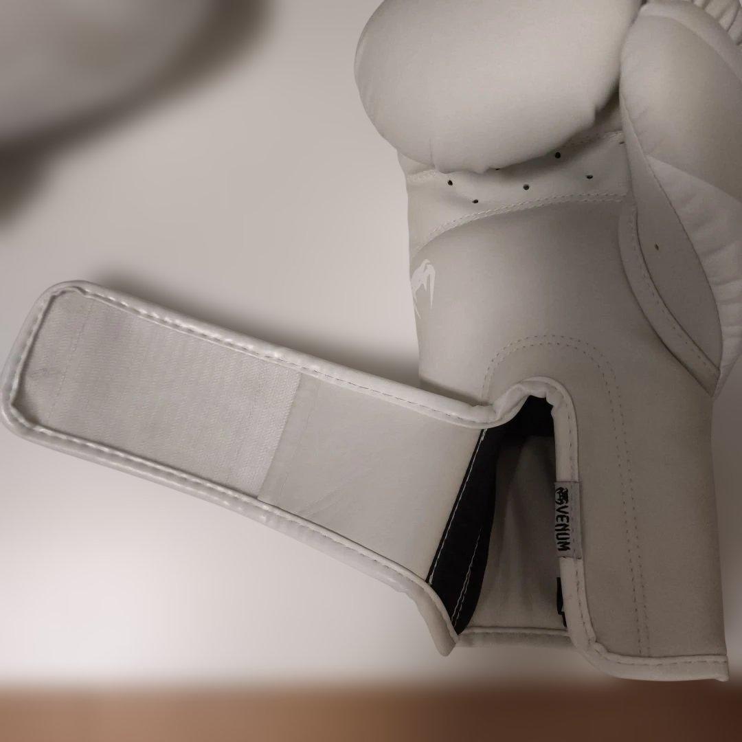 Venum ボクシンググローブ 12オンス新品未使用