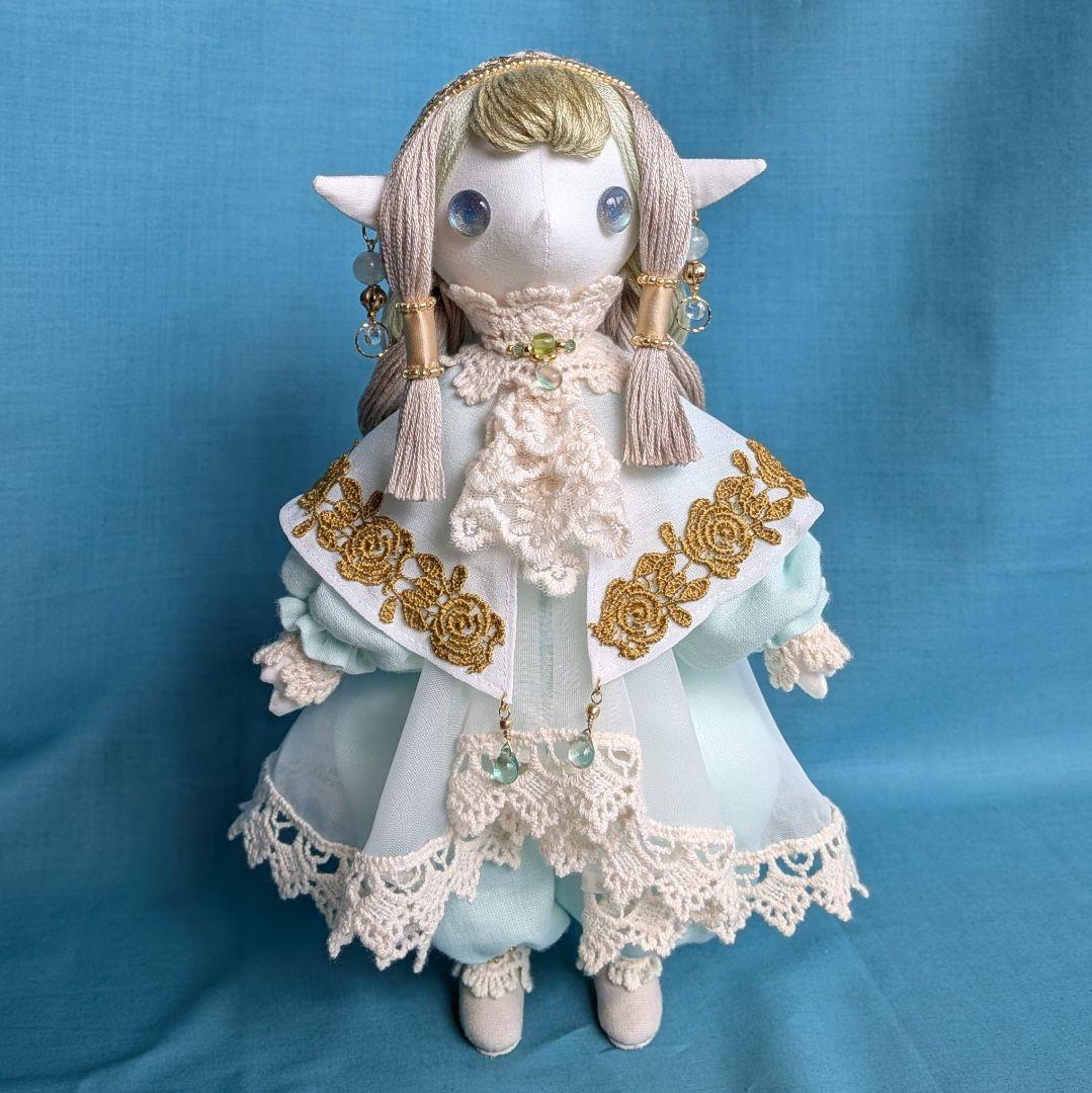 翠銀髪の子　オリジナル アートドール