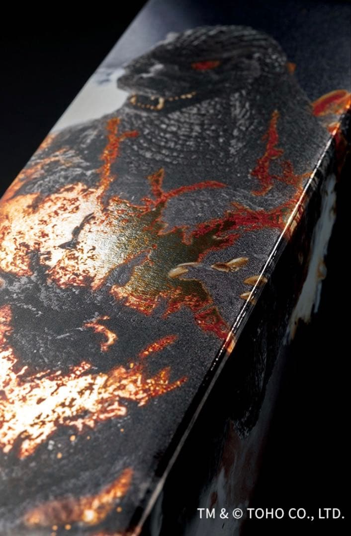 「早い者勝ち」純米酒　バーニングゴジラ　金箔入り（フィギュア付きDX版）