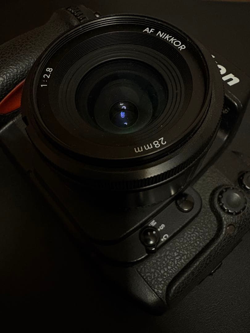 作動確認済 Nikon F100 + AF-S nikkor 28mm f2.8