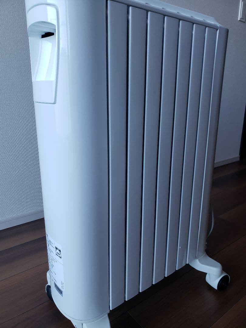デロンギ オイルヒーター  8～10畳用 美品