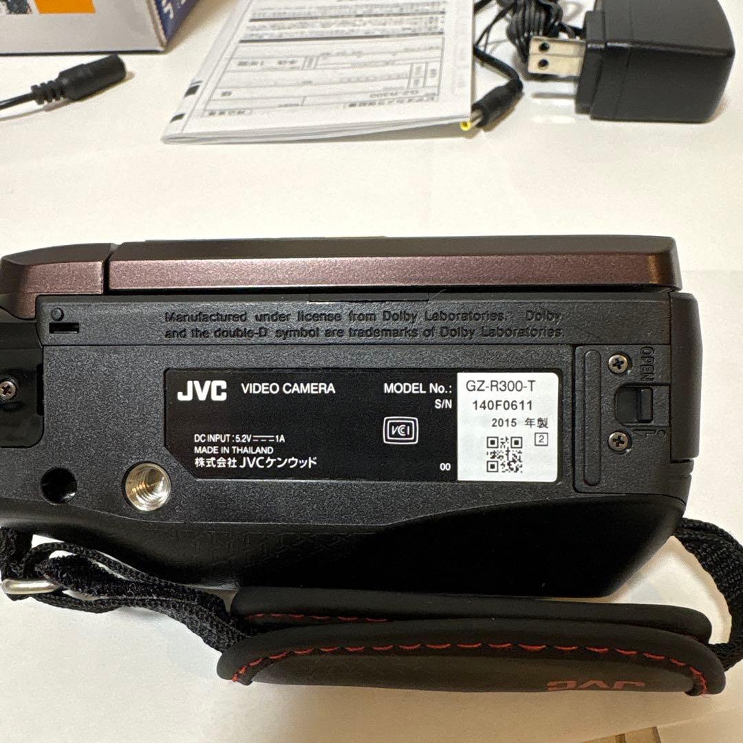 【極美品】JVCケンウッド Everio GZ-R300 防水【ケース付き】