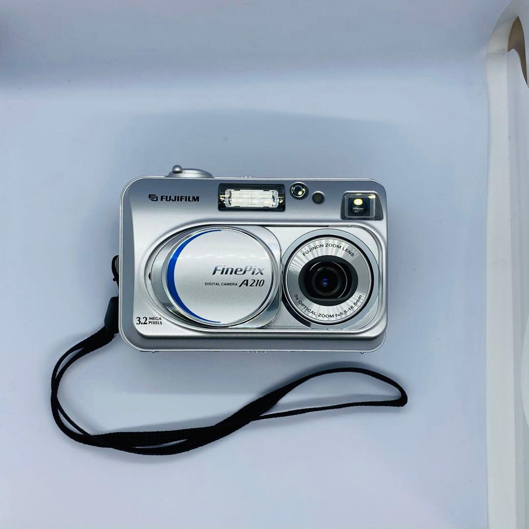 極美品 FUJIFILM FinePix A210 シルバー