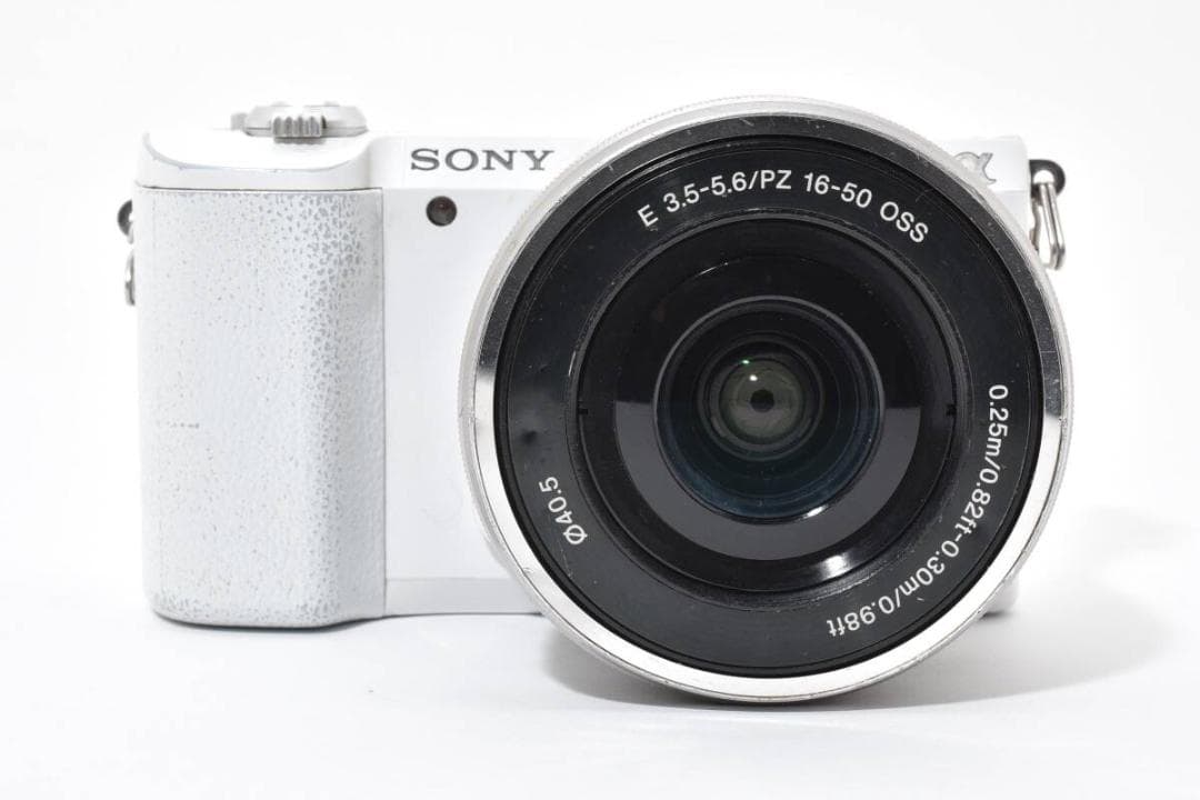 SONY α5100 + SONY E 16-50mm PZ OSS #1022