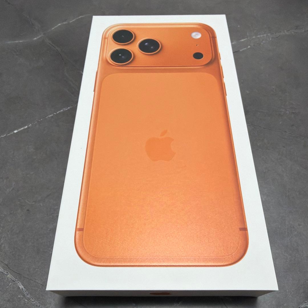 【新品未開封】iPhone 17 Pro Max 256GB コズミックオレンジ