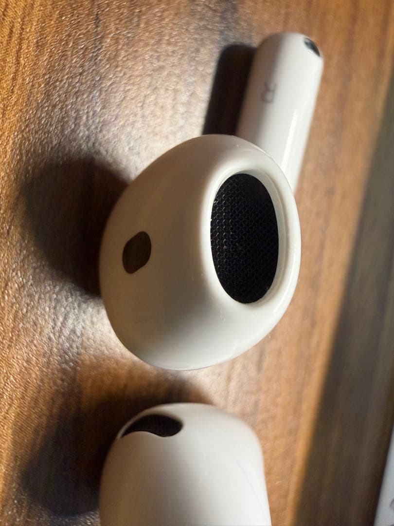 AirPods 4 本体 ノイズキャンセリングなし