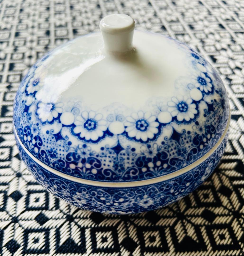 橋本よしこさん作　磁器染め付け　蓋もの