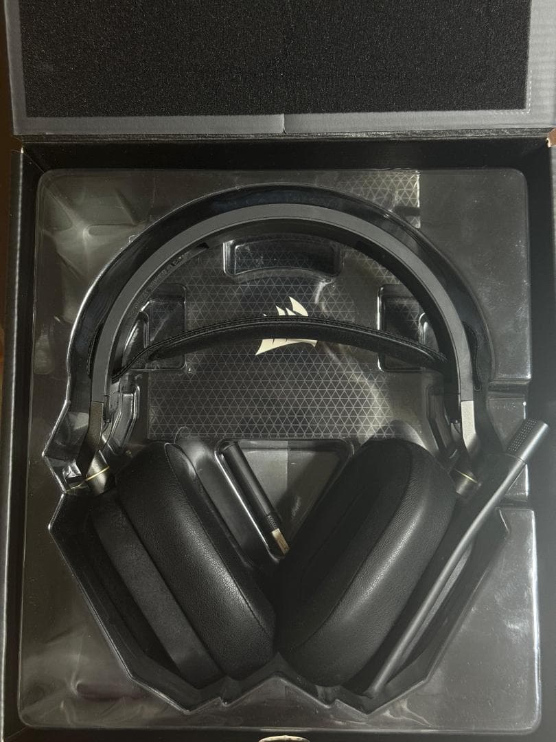 ヘッドホン HS80 CORSAIR