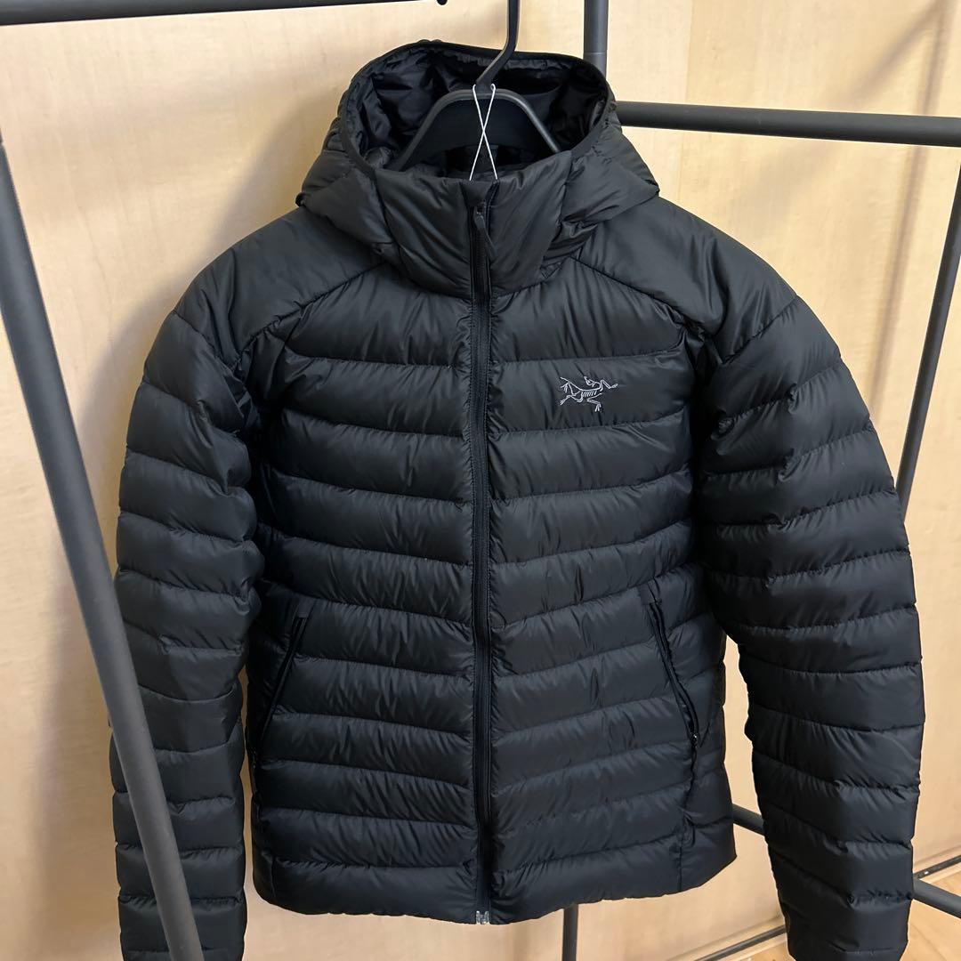 Arc'teryx 現行セリウムフーディー