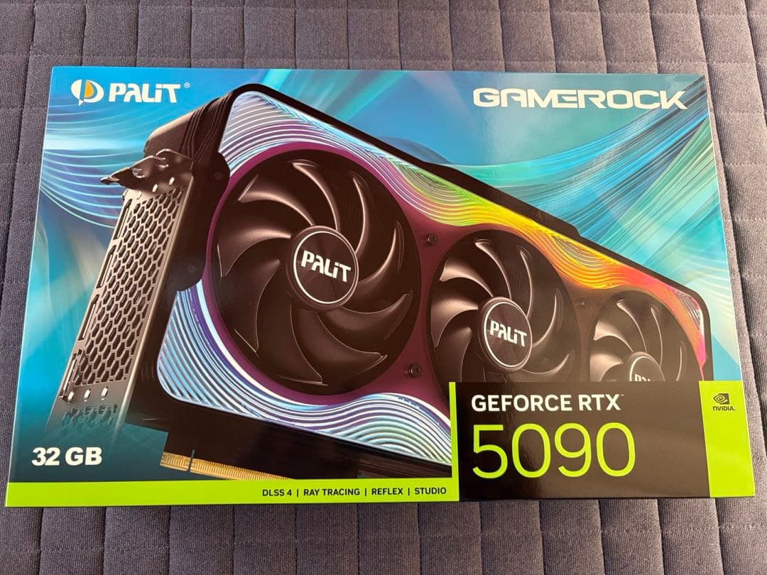 グラフィックボード・グラボ・ビデオカード RTX 5090 32G GAMEROCK