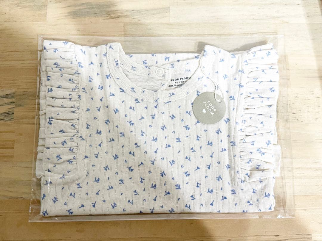 新品 SOOR PLOOM Frill Tee Blueberry 4y