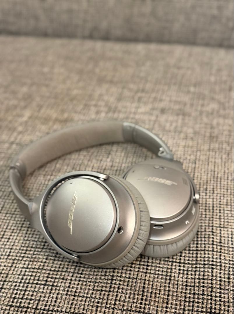 Bose QuietComfort 35 ノイズキャンセリングヘッドホン