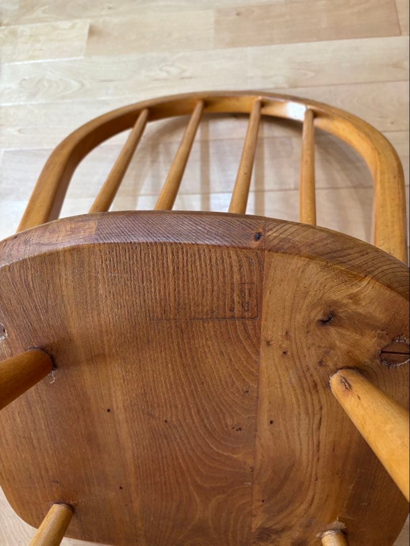 アーコール　フープバックチェア