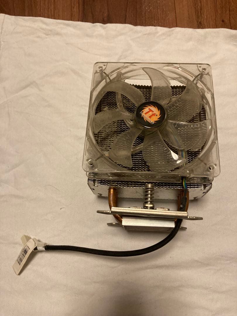 Intel i5-11400F ASUS B560 マザーボード　CPUファン