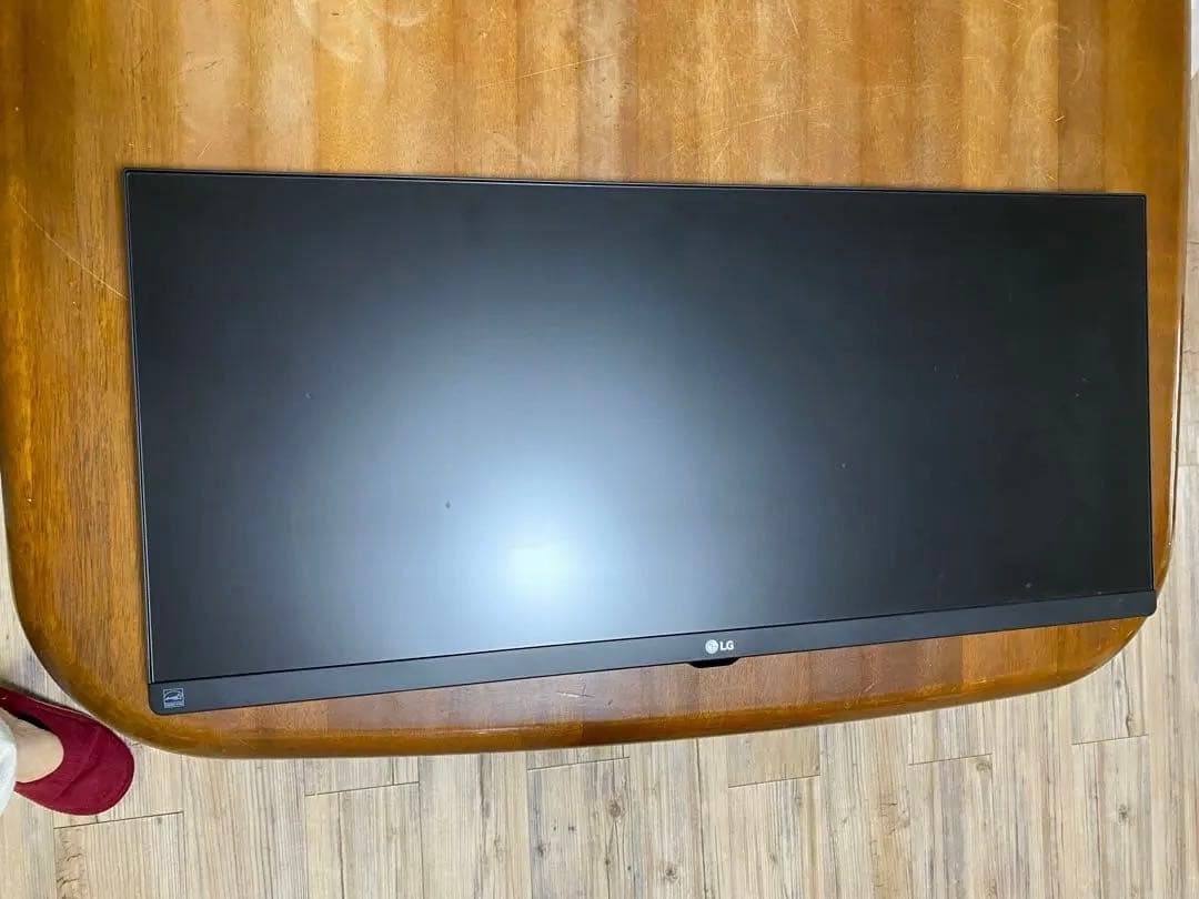 Tai Truong LG 29UB55-B モニター　アーム付き