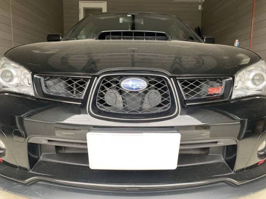 【送料無料】インプレッサ WRX STI GDB型鷹目フロントグリル