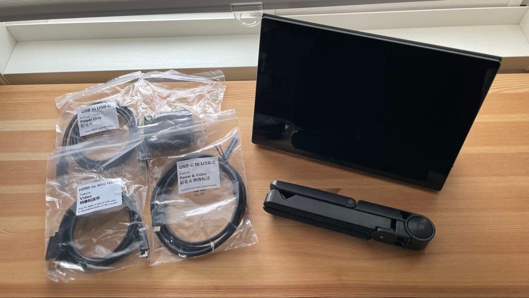 モバイルモニター 10.5インチ タッチパネル 1280p typeC一本接続可