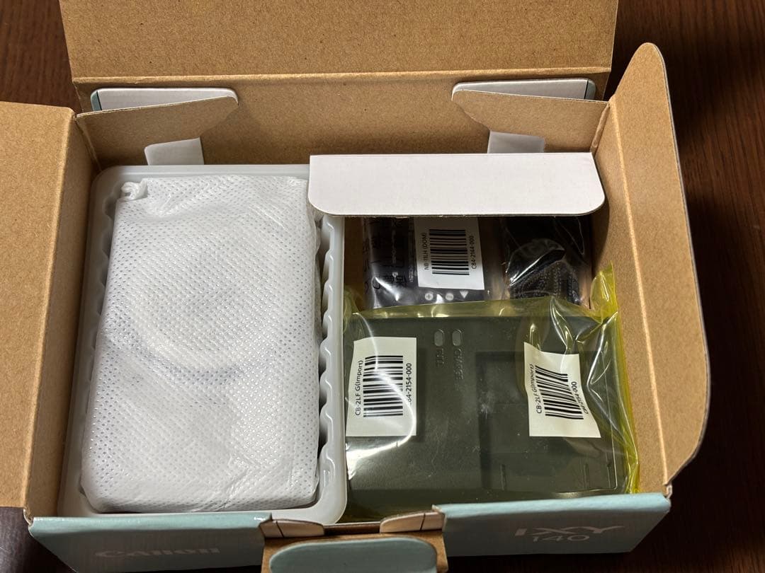 Canon IXY 140 シルバー 動作確認済み 美品