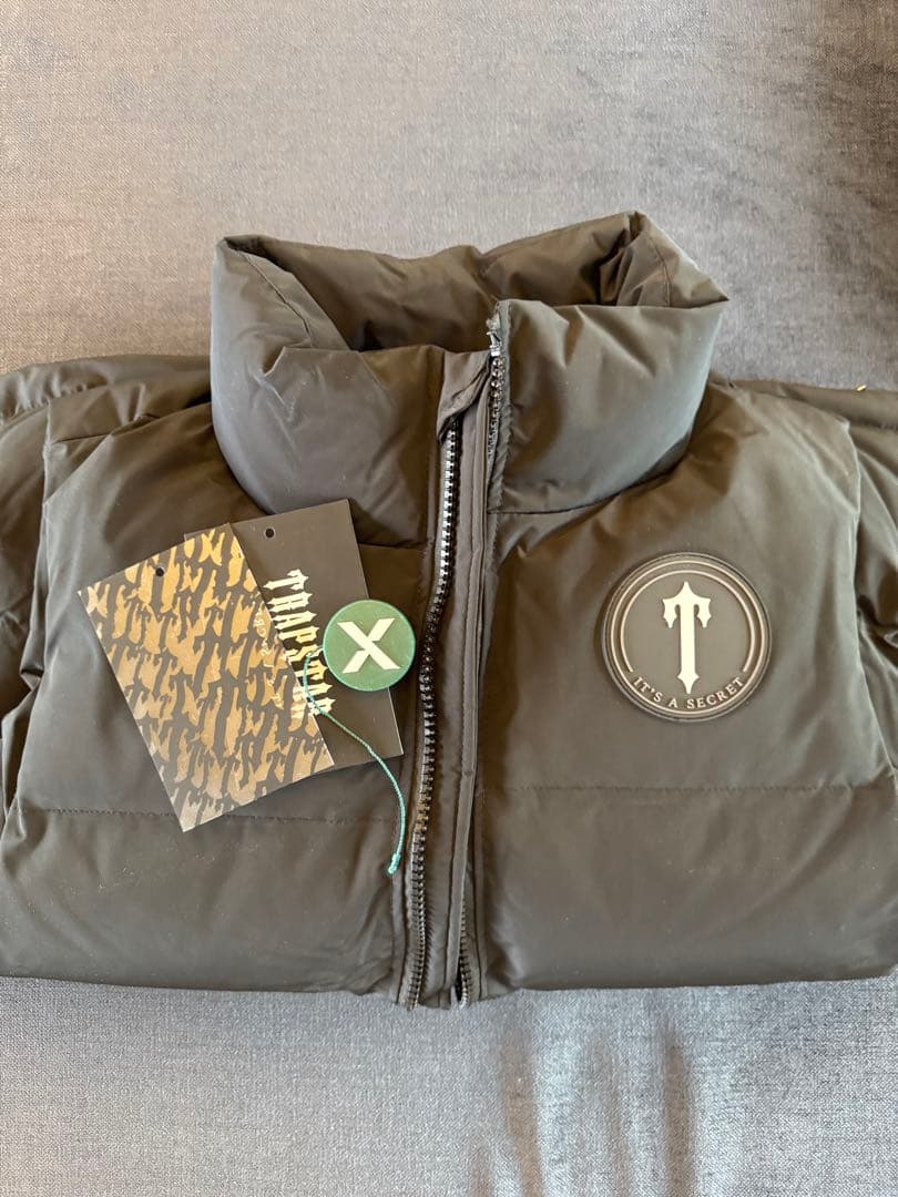 trapstar ダウンベスト　サイズs新品未使用