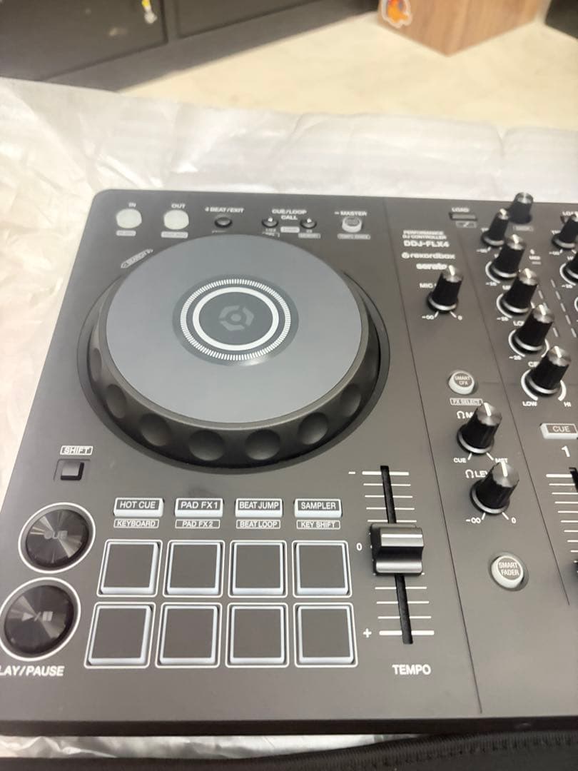 DDJ-FLX4 コントローラー　ブラック