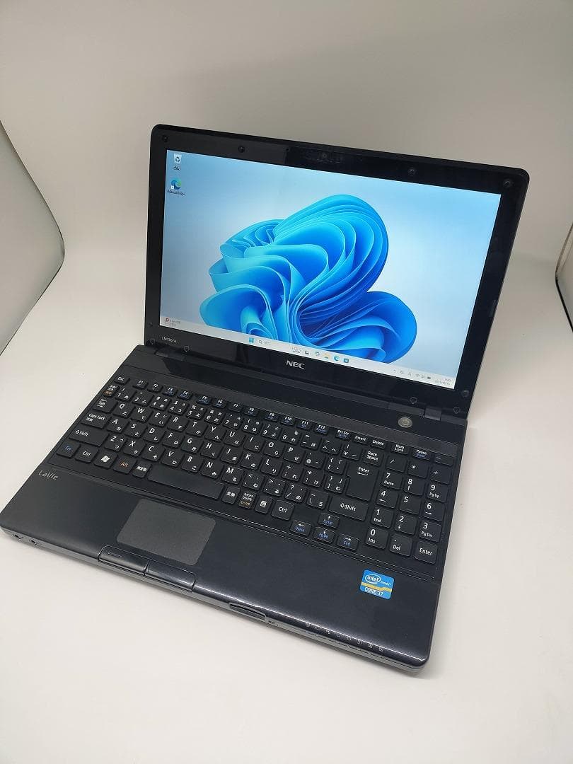 【NEC】爆速 Corei7/新品SSD128GB 13.3ノートパソコン E4