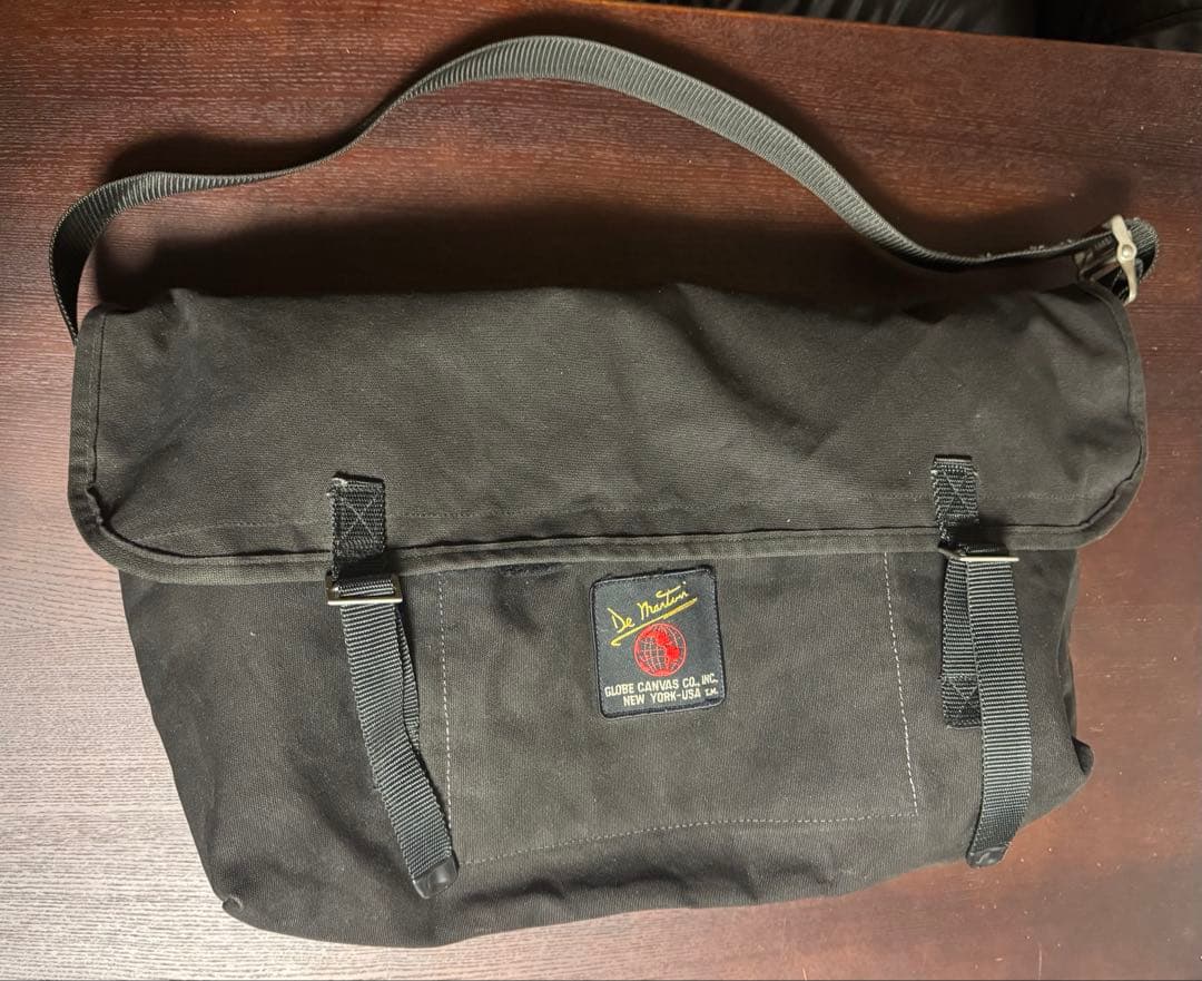 De Martini ブラック メッセンジャーバッグ