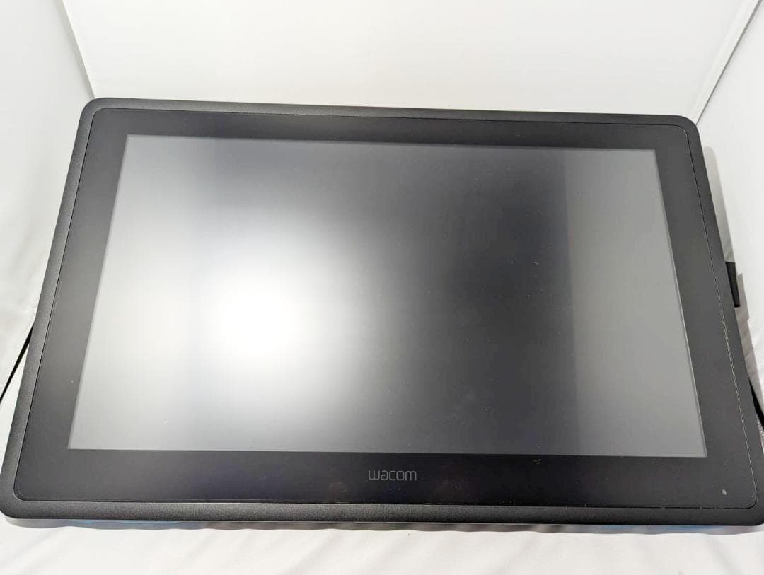 m*m様 【ほぼ未使用】WACOM cintiq22 FHD 動作確認済 フィル