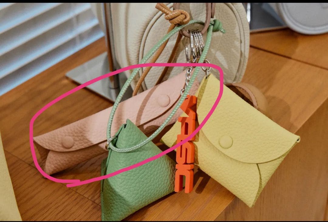 ＜VASIC/ヴァジック＞10th Anniversaryチャーム