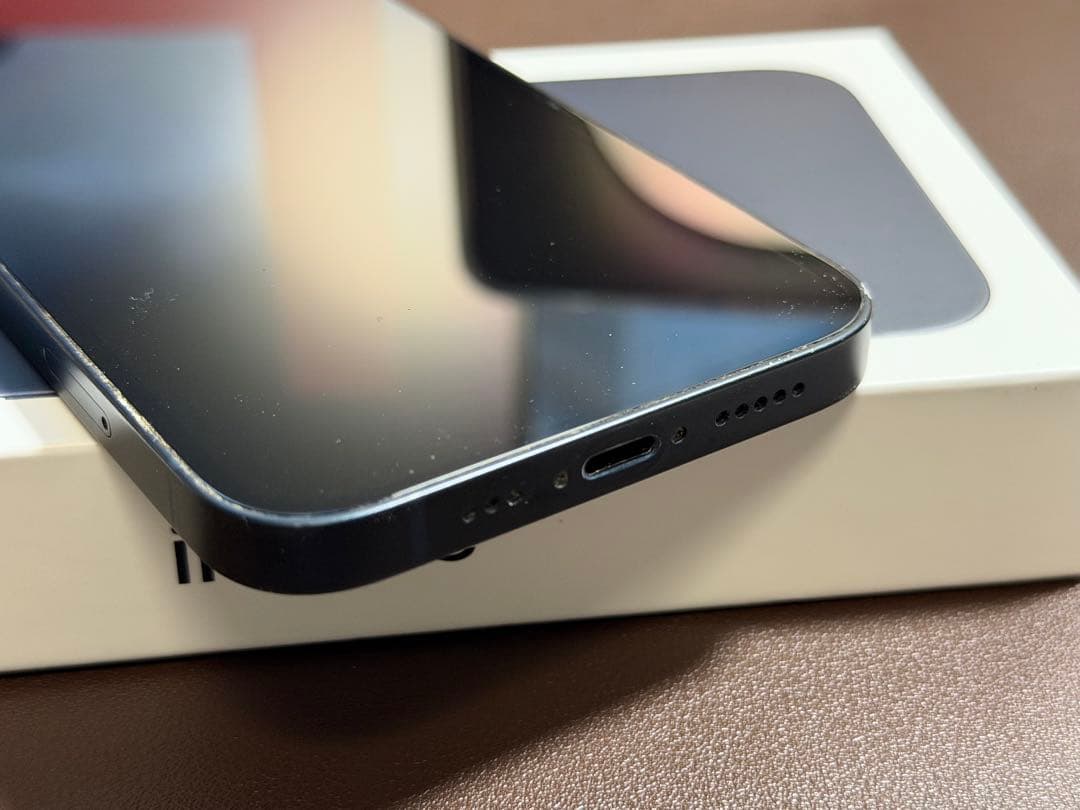 Apple iPhone13 128GB SIMロックなし