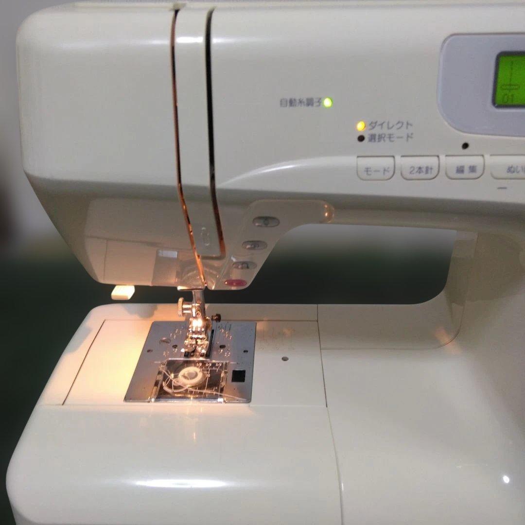 蛇の目ミシンメモリークラフト5100型。