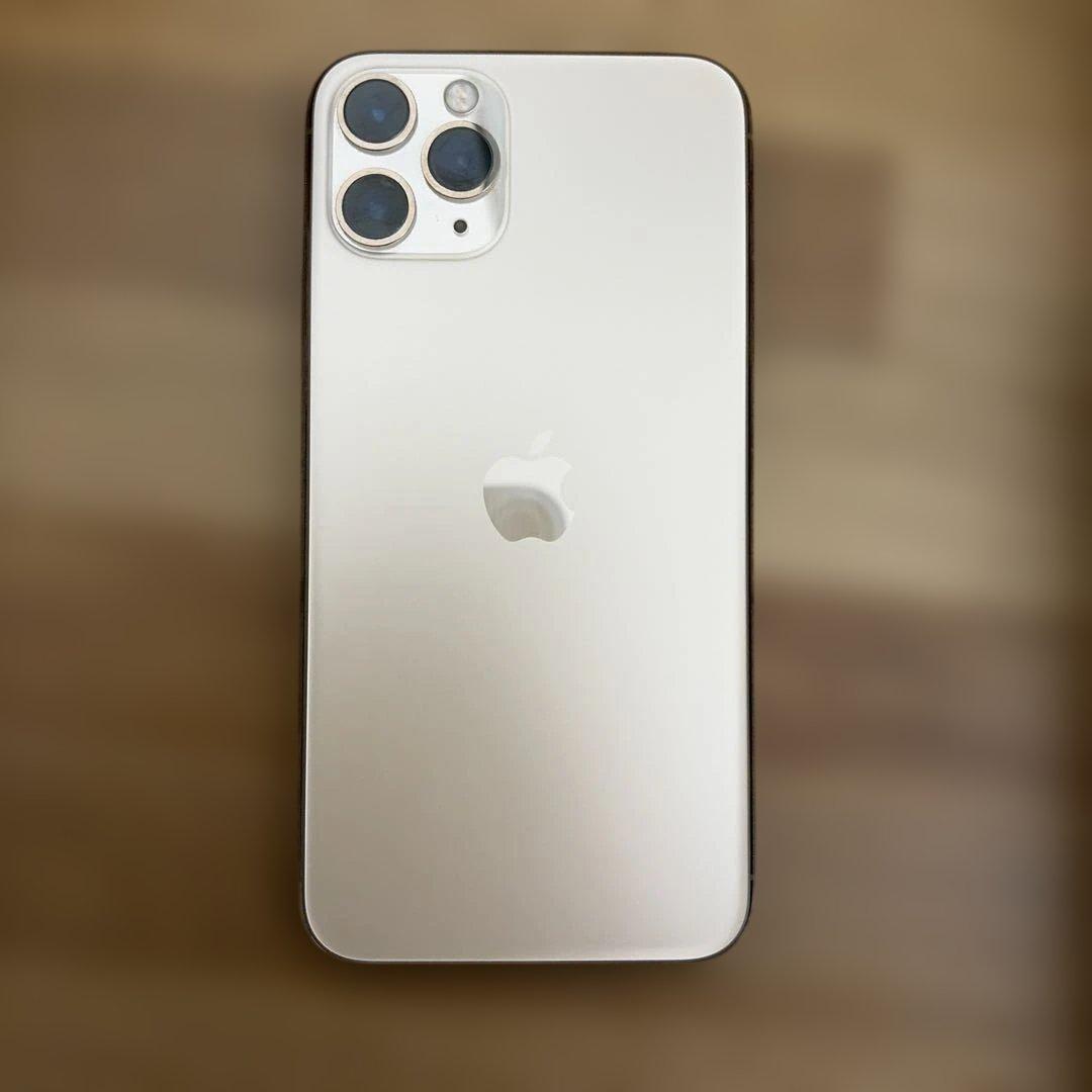 Apple iPhone 11 Pro 本体