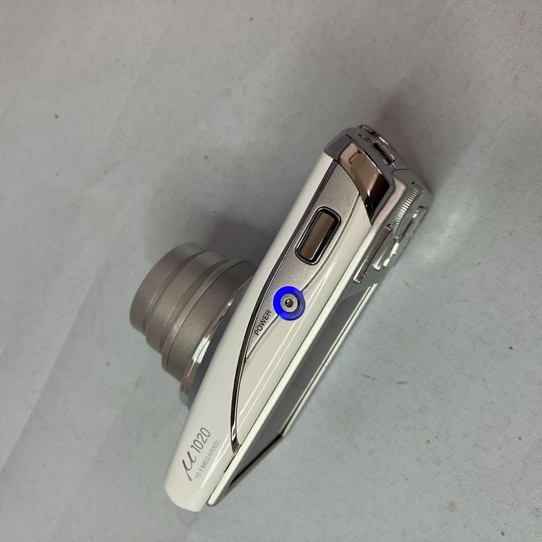≪美品≫OLYMPUSデジカメ u1020 ホワイト 充電器付き 1010万画素
