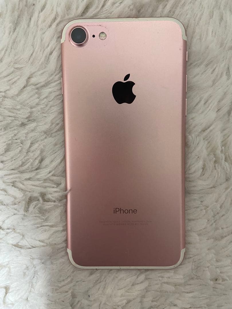 Apple iPhone 7 ローズゴールド 本体