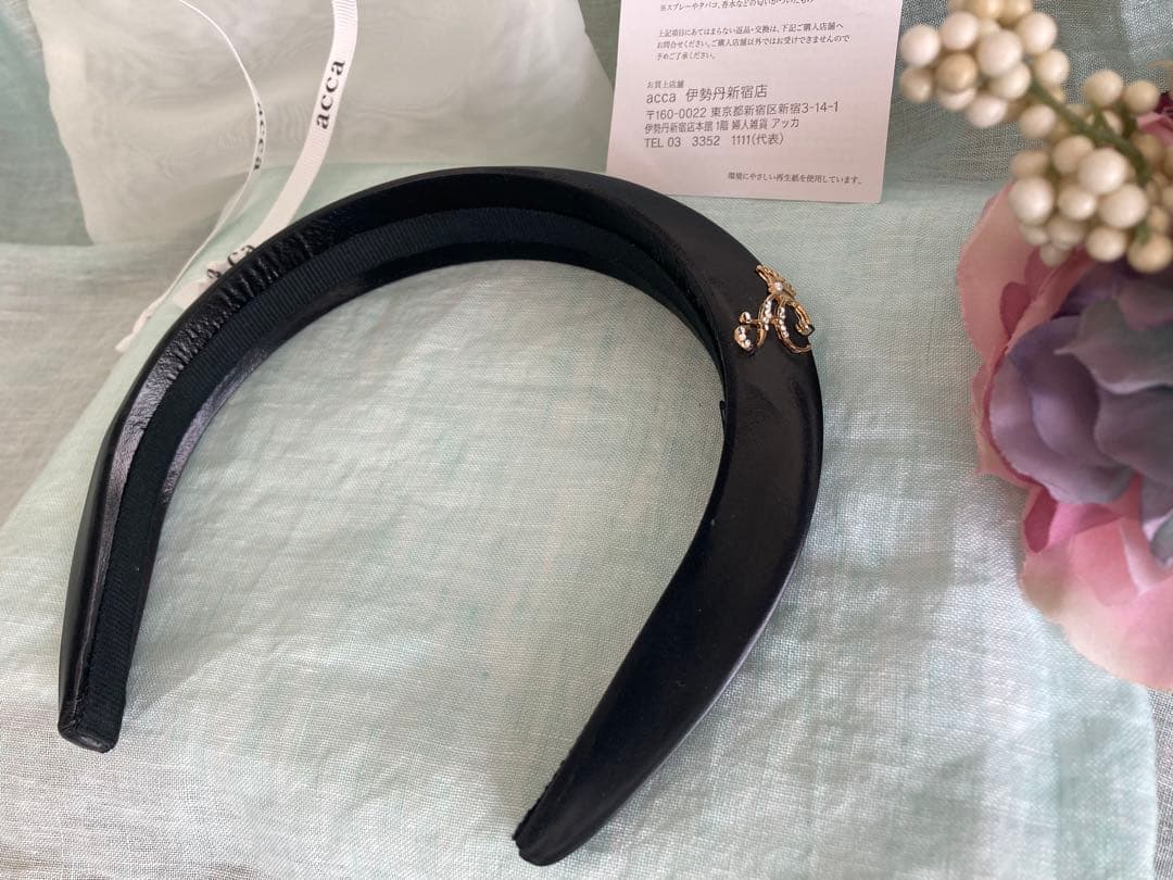 【極美品】accaアッカ 数量限定品！30周年モデル　ペルファブカチューシャ♡黒