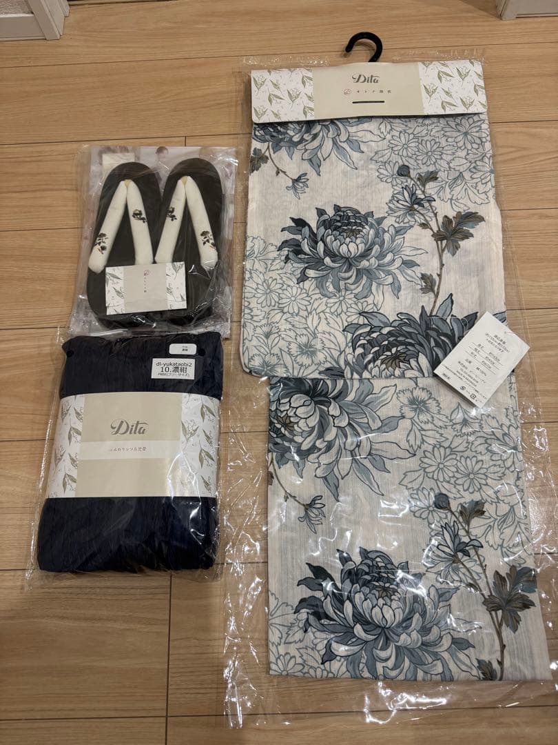 Dita 湊色の乱菊重ね　浴衣セット