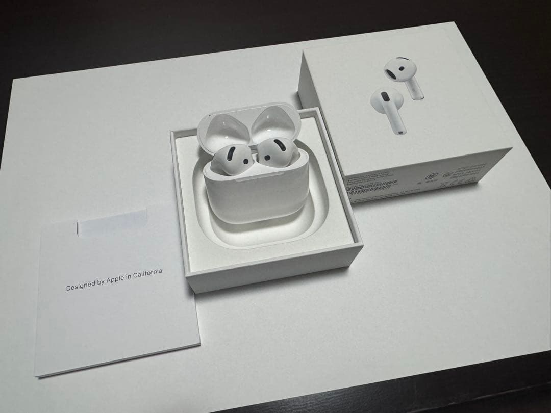 Apple AirPods 4 (アクティブノイズキャンセリング搭載)