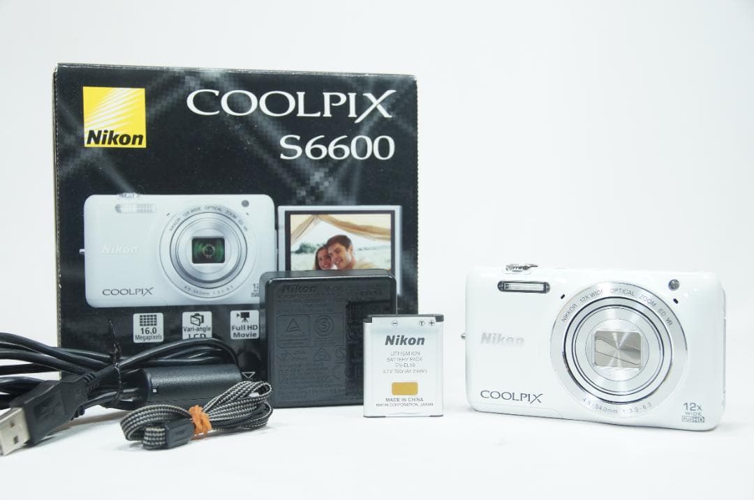【美品／動作確認済】Nikon COOLPIX S6600 デジタルカメラ 白