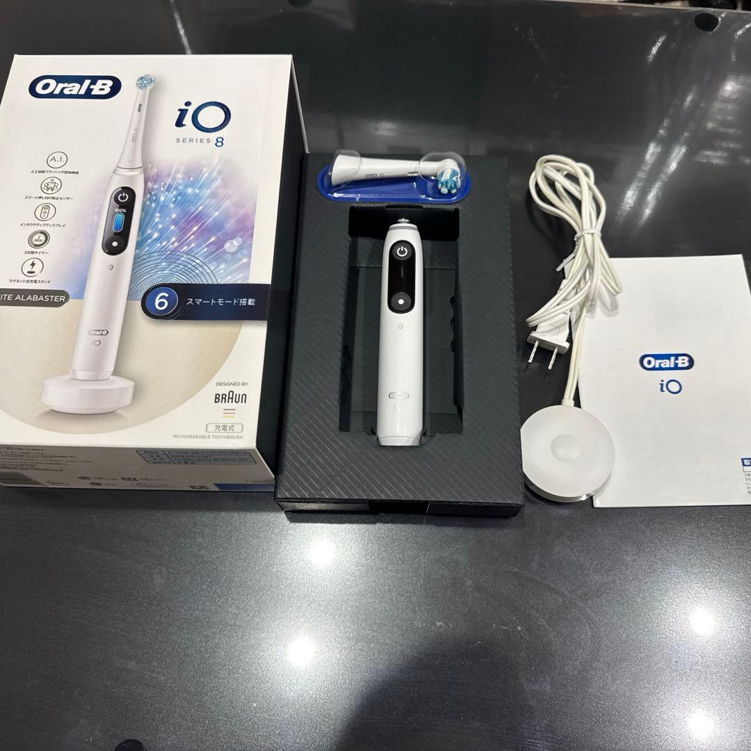 Oral-B iO 8 電動歯ブラシ本体