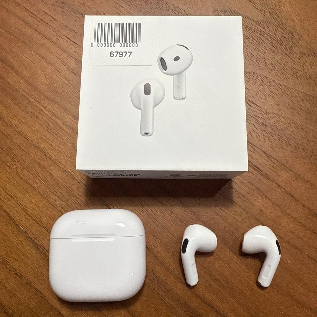 AirPods 4 本体 (第4世代) + ESR充電ケース
