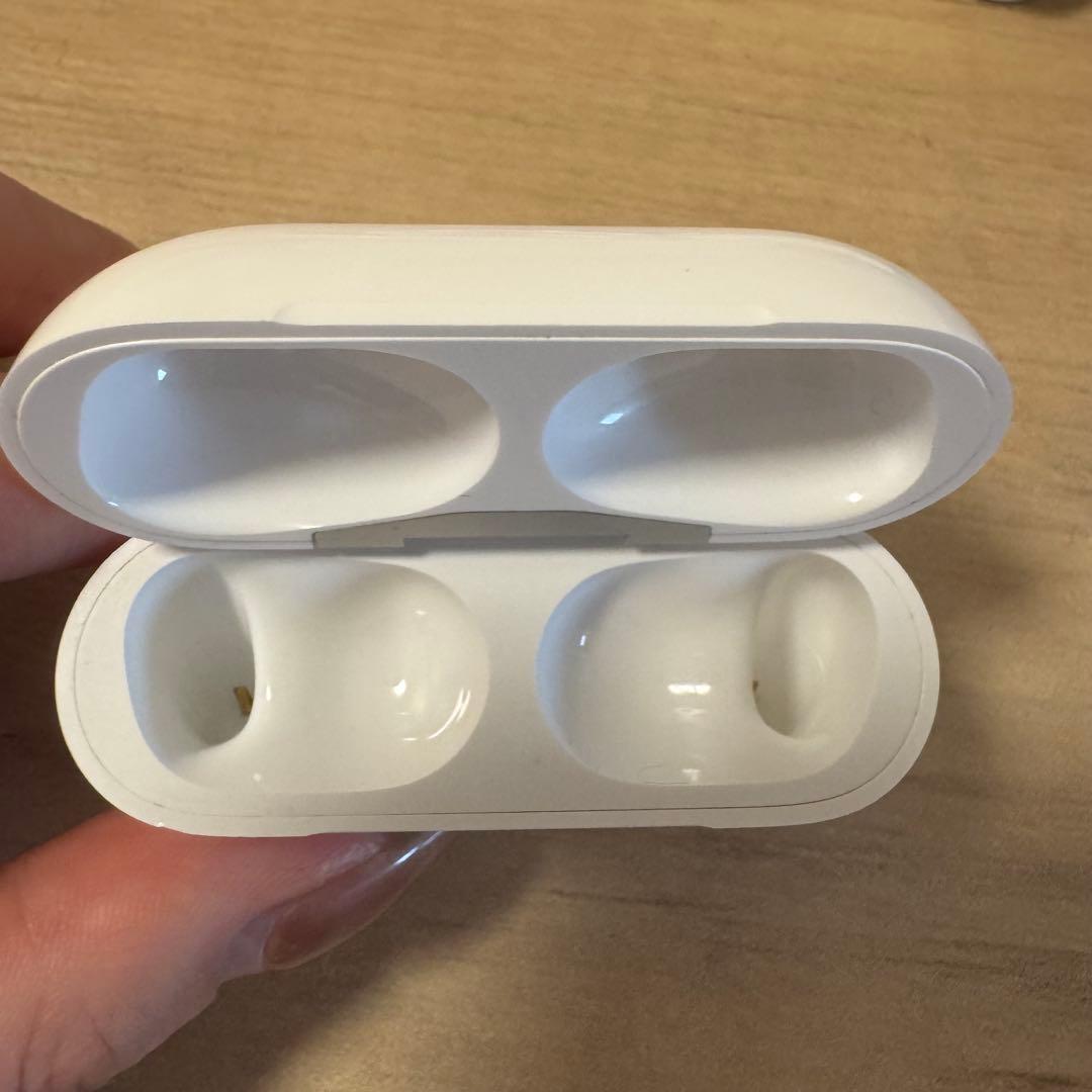 美品　AirPodsPro 第二世代 タイプC MTJV3J/A