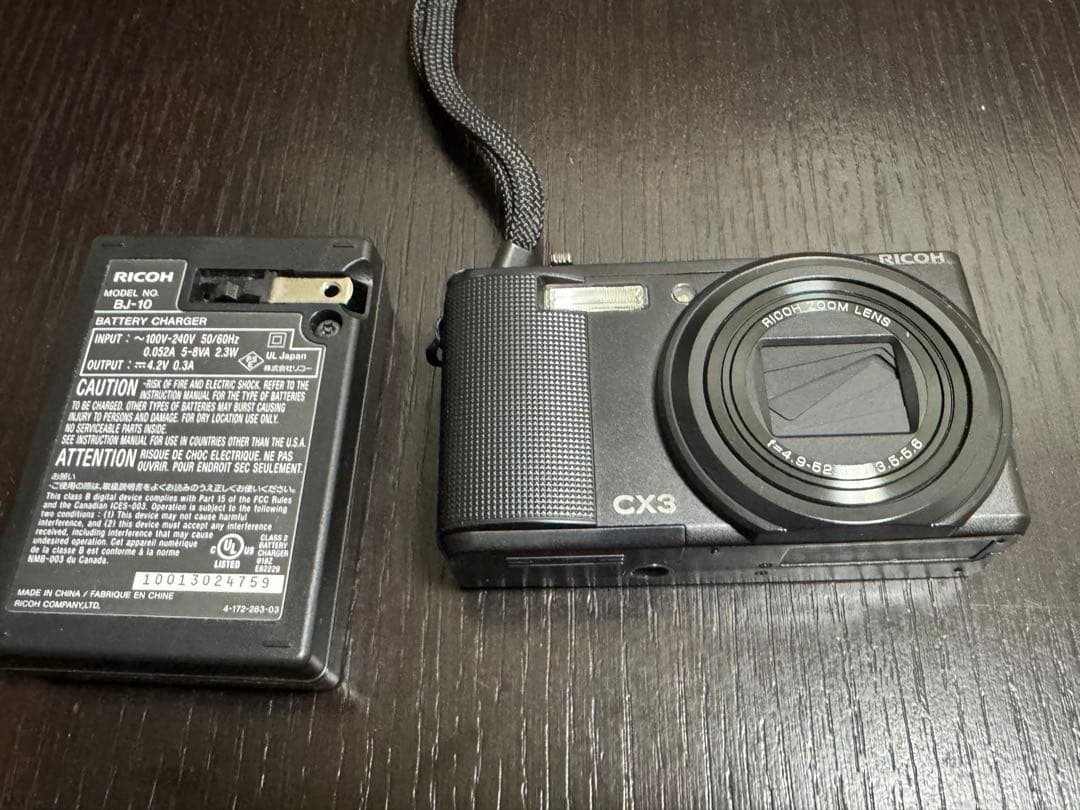 RICOH　CX3　デジタルカメラ